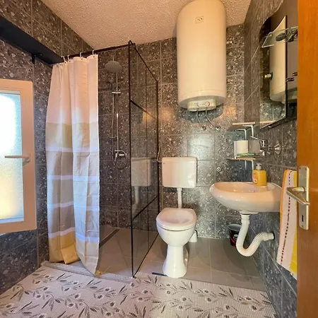 Apartment Ton I - Two Bedroom With A Balcony A1 Zaton (Sibenik-Knin)