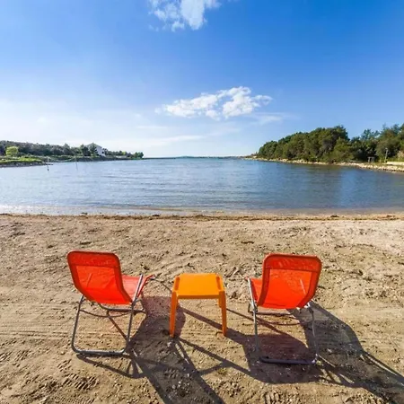 Appartement In Near Zvizda Zaton (Sibenik-Knin)