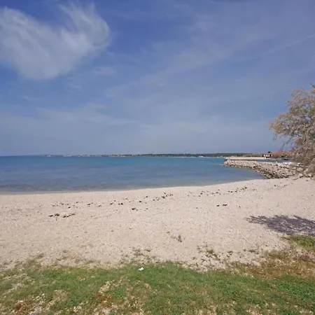 In Near Zvizda Zaton (Sibenik-Knin)